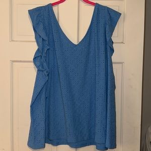Blue short sleeve shirt